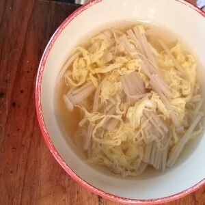 ふわふわ☆にらとえのきの卵スープ